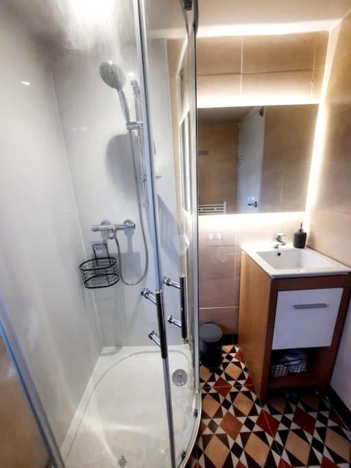 Alross Studio Flat / Private Bathroom 伦敦 外观 照片