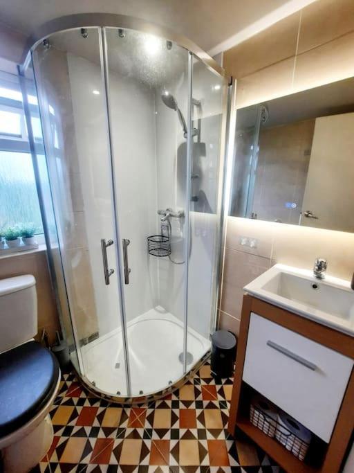 Alross Studio Flat / Private Bathroom 伦敦 外观 照片